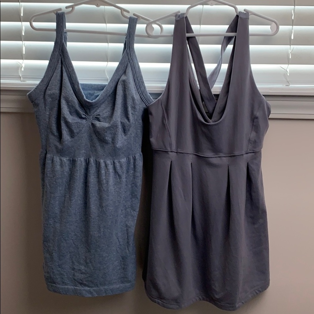 2 Yoga Tops by Gap Body Fit